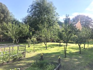 Gardens- click for photo gallery